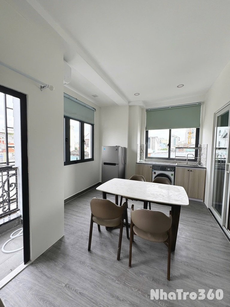 Căn Hộ 1 PN Máy Giặt Riêng Ban Công Giáp Quận 3,10