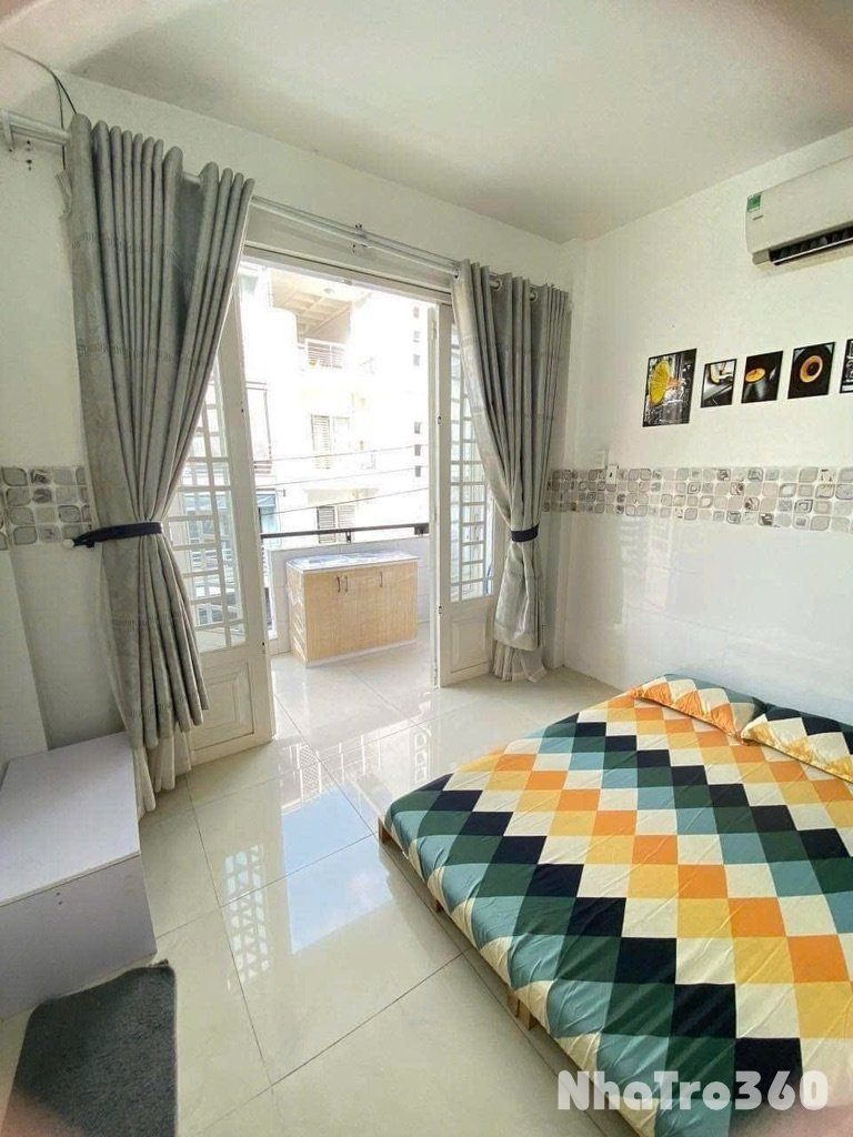 Cho thuê căn hộ studio ban công thoáng mát Q10