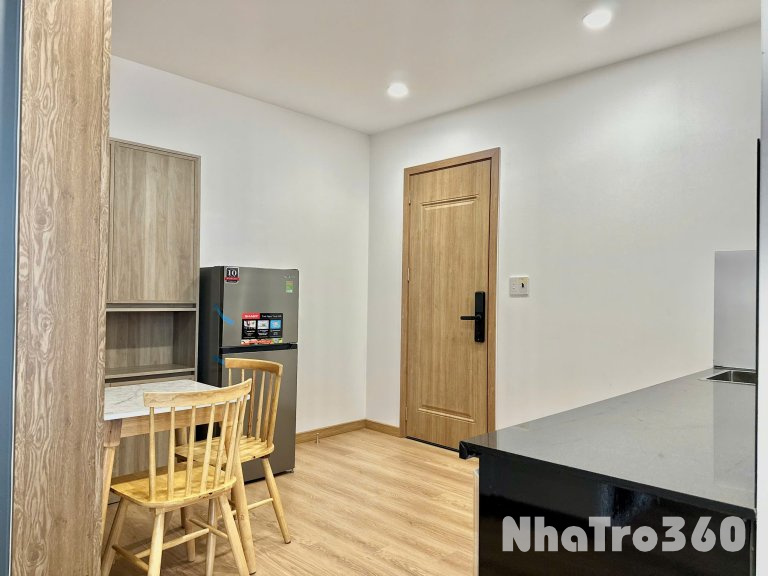 Căn hộ 2PN ngay trung tâm quận 4, bancol siêu chill, gần Đại học Luật, quận 5, quận 1