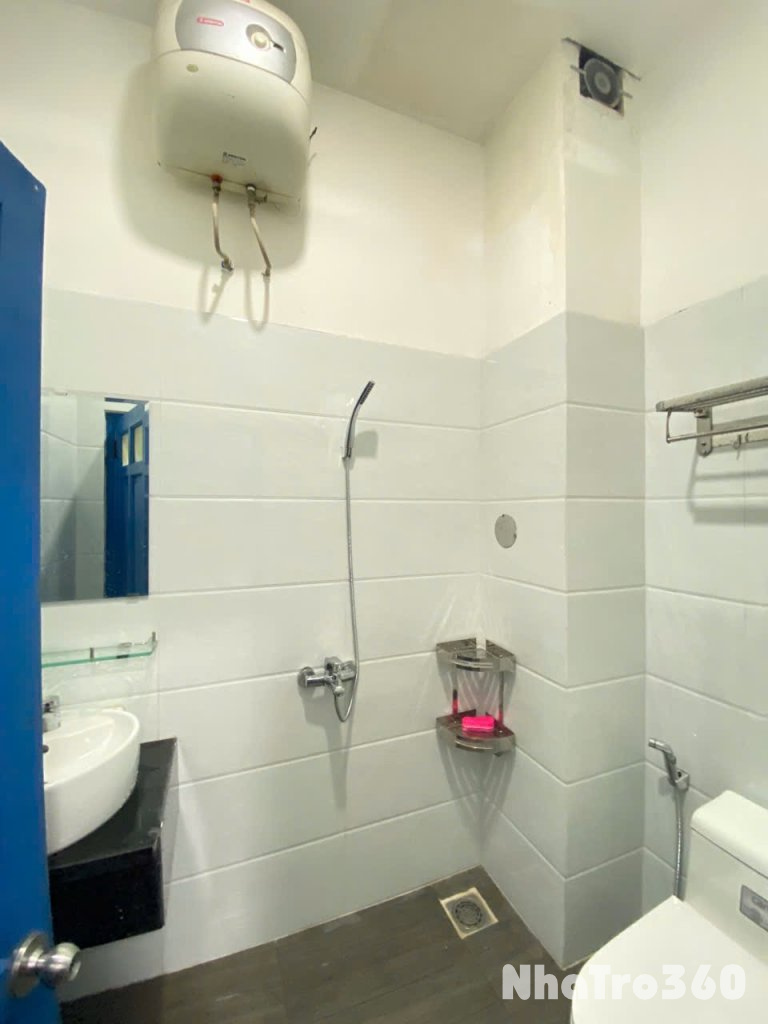 Cho thuê căn hộ Studio Cửa sổ, Tách bếp, Máy giặt riêng Q1 gần cầu Thị Nghè, ĐH Mở, ĐH UEH, vòng xoay Điện Biên Phủ