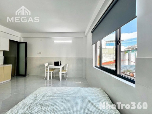 Căn hộ mới 100% full nội thất lê văn sỹ Quận 3