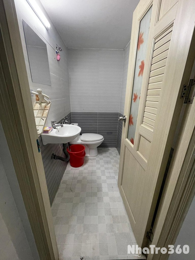 Nhà trọ sạch sẽ thoáng mát hộp lí cho các ban SV