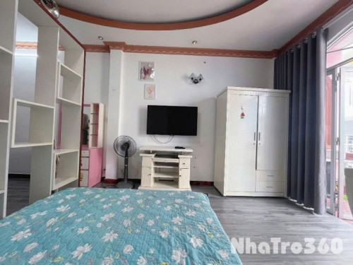 Cho thuê căn hộ Studio Ban công, Máy giặt riêng Q1 gần ĐH Văn Lang, cầu Ông Lãnh, Bùi Viện, chợ Bến Thành
