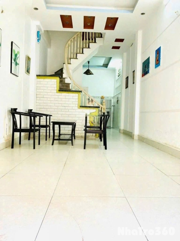 Cho thuê nhà ngõ 358 Bùi Xương Trạch, 4 tầng x 35m2, 4 ngủ, 12.5 Triệu