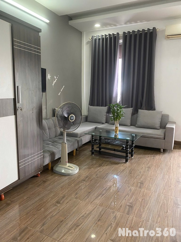 Cho thuê căn hộ 2PN Ban công Q4 gần cầu Ông Lãnh, cầu Calmette, ĐH Luật, ĐH Nguyễn Tất Thành
