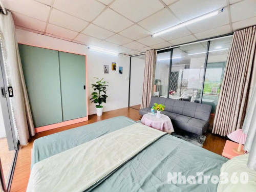 Căn hộ ngay trung tâm quận 1, bancol lớn, gần đại học Luật, sát quận 1, quận 5, quận 10