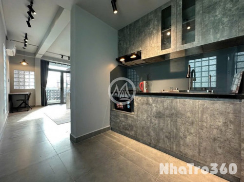 Cho thuê căn hộ Studio Ban công Q1 gần cầu Nguyễn Văn Cừ, Nowzone, Công An Thành Phố