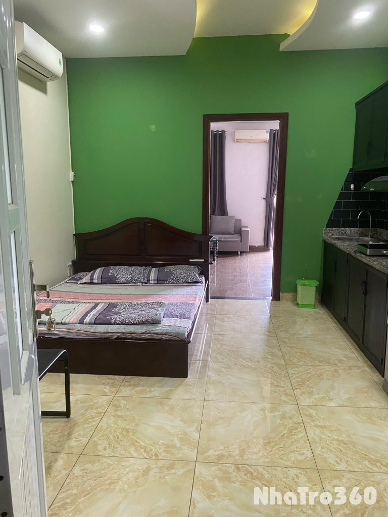 Cho thuê căn hộ 2PN Ban công Q4 gần cầu Ông Lãnh, cầu Calmette, ĐH Luật, ĐH Nguyễn Tất Thành