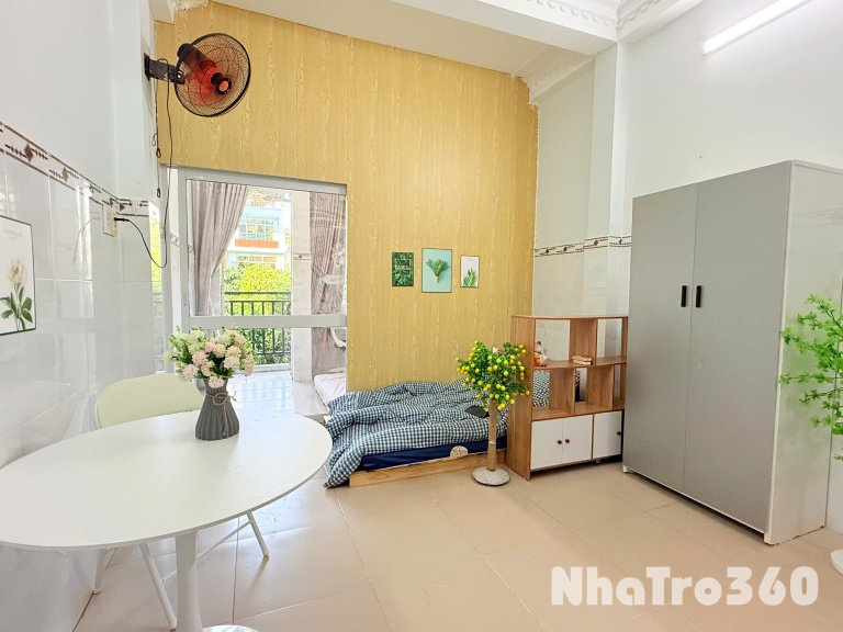 Căn hộ 2PN giá cực shock chỉ 6.xxx ngay quận 4, bancol view siêu chill, gần công viên Khánh Hội