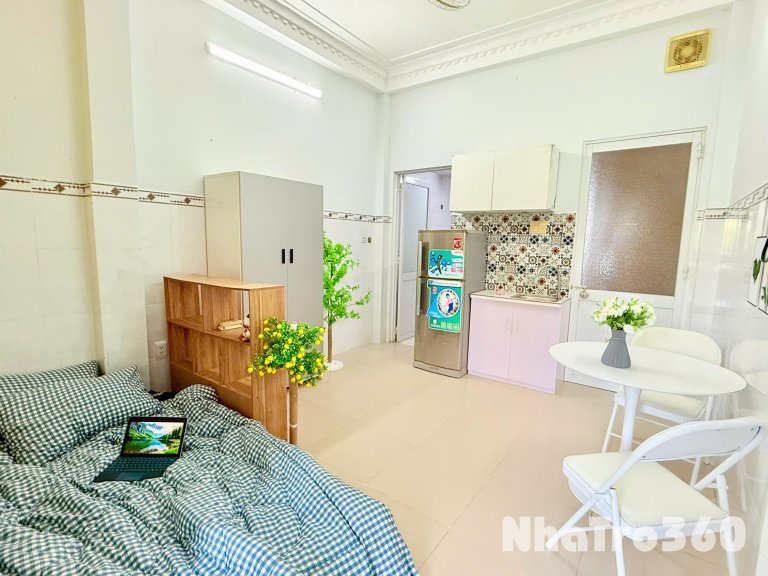 Căn hộ 2PN giá cực shock chỉ 6.xxx ngay quận 4, bancol view siêu chill, gần công viên Khánh Hội