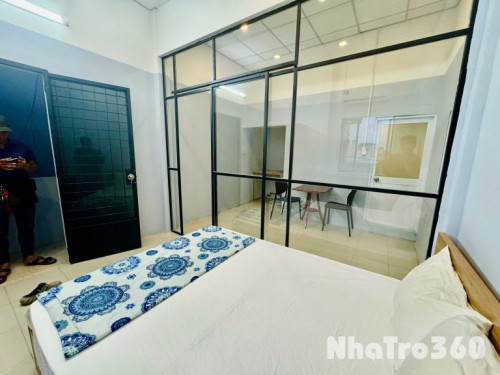 Cho thuê căn hộ 1PN cửa sổ thoáng Q4 gần cầu Khánh Hội, ĐH Nguyễn Tất Thành, ĐH Luật, cầu Tân Thuận