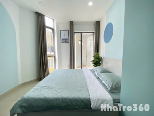 Cho thuê căn hộ Studio Ban công Q1 gần công viên Lê Văn Tám, chợ Tân Định, nhà thờ Tân Định