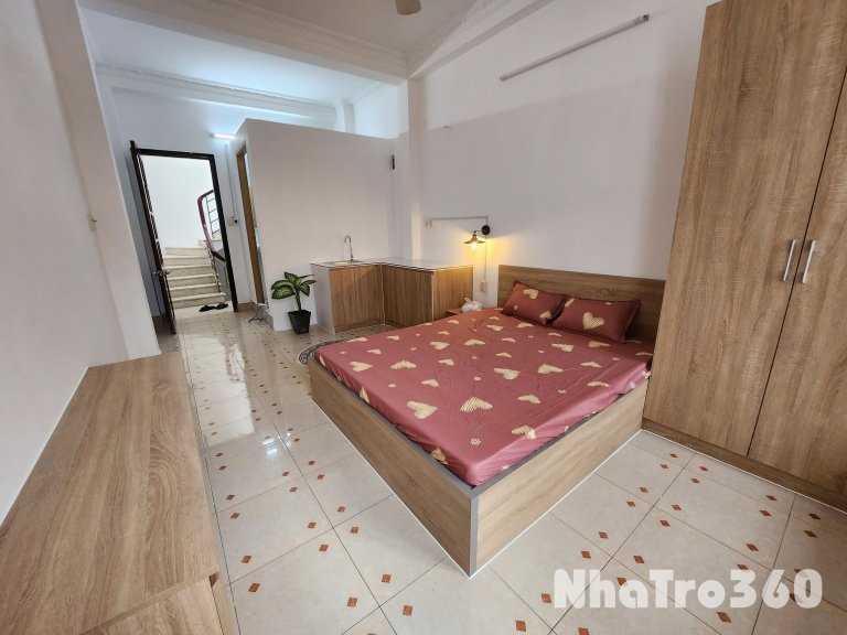 Cho thuê căn hộ Q1, Đường Hai Bà Trưng, gần ĐH Y Dược, Chợ Tân Định, CV Lê Văn Tám