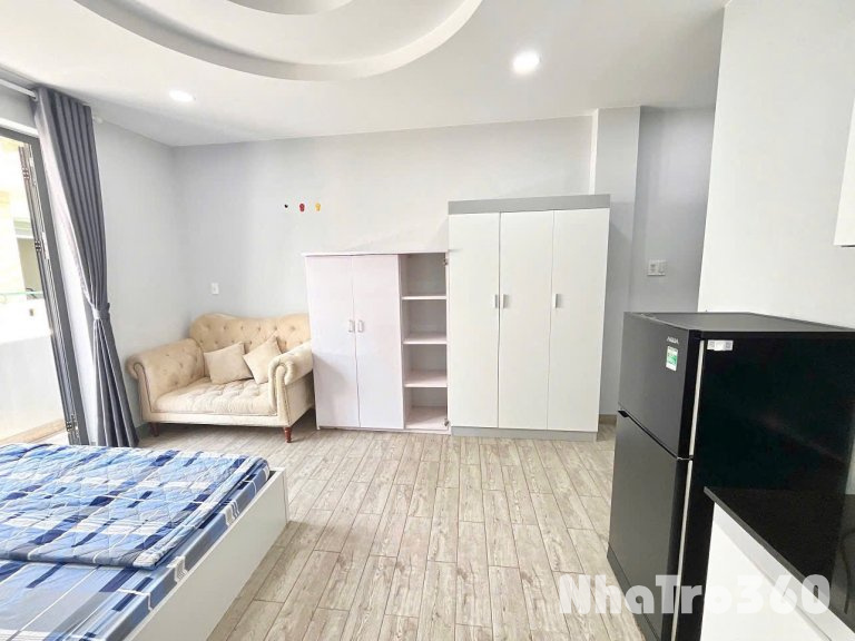 Cho thuê căn hộ Studio Ban công Q1 gần cầu Ông Lãnh, ĐH Văn Lang, chợ Bến Thành, Bitexco