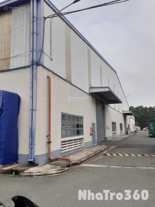 Cho Thuê kho 2300m2 trong KCN Tân Bình, Pccc đầy đủ. Cont40' 24/24, 110k/m2, mới đẹp