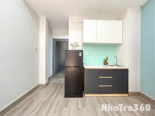 Cho thuê căn hộ full nội thất gần CV Lê Văn Tám