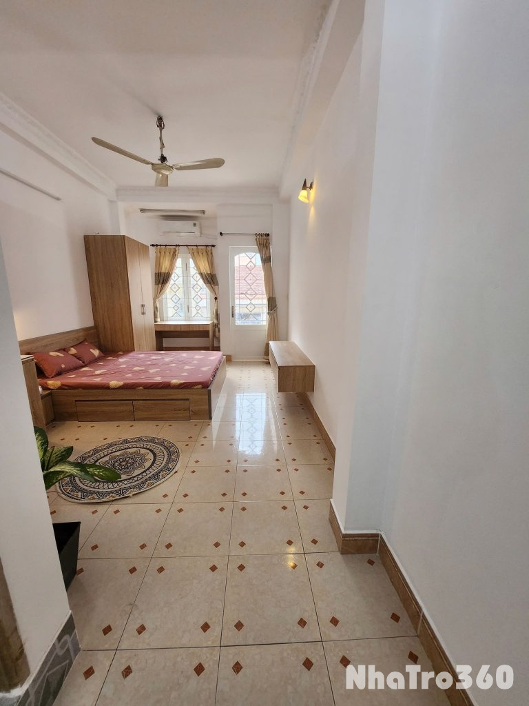 Cho thuê căn hộ Q1, Đường Hai Bà Trưng, gần ĐH Y Dược, Chợ Tân Định, CV Lê Văn Tám