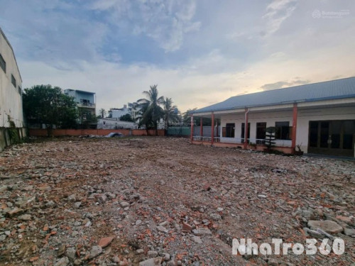 Đất có nhà 1,650m2 thổ cư MẶT TIỀN ĐƯỜNG 30, PHƯỜNG LINH ĐÔNG, TP. THỦ ĐỨC