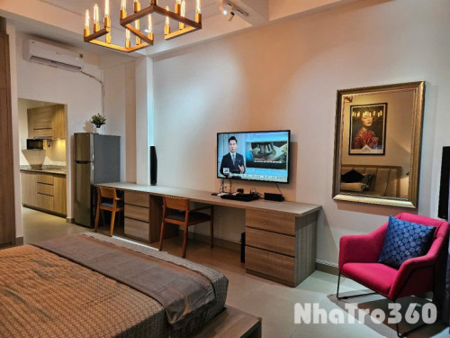 Căn hộ tách bếp giá giảm mạnh mùa sinh viên ngay quận 4, view bancol, gần ga Metro Bến Thành