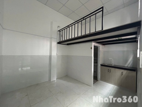 PHÒNG MỚI 100% NGAY TRỆT, NHÀ ĐỂ XE LỚN