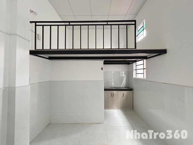PHÒNG MỚI 100% NGAY TRỆT, NHÀ ĐỂ XE LỚN