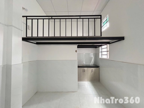 PHÒNG MỚI 100% NGAY TRỆT, NHÀ ĐỂ XE LỚN
