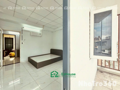 Full nội thất, cửa sổ, bancol, tự do, giá rẻ