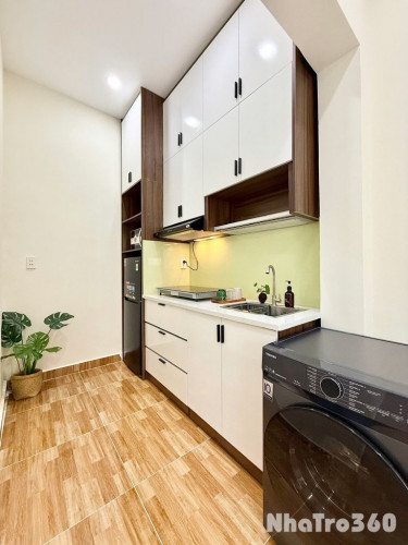 Căn hộ cửa sổ lớn gầ Thảo cầm viên Q1