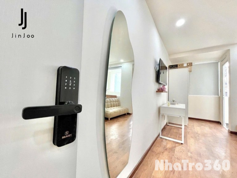 Căn Hộ DV Full Nội Thất Gần Các Trường Đại Học