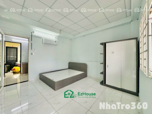 Full nội thất, cửa sổ, bancol, tự do, giá rẻ