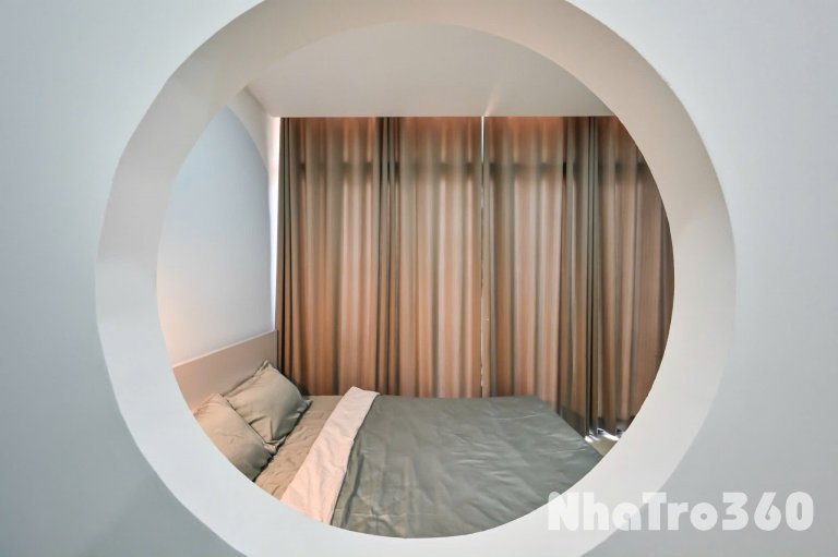 Cho thuê căn hộ Studio Ban công Q1 gần công viên Lê Văn Tám, chợ Tân Định, nhà thờ Tân Định