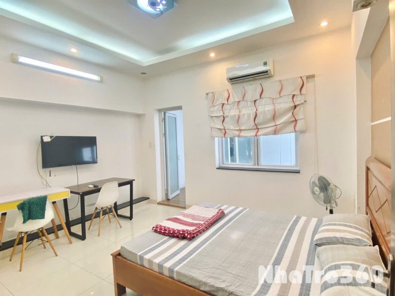 Cho thuê căn hộ Studio Tách bếp, Cửa sổ Q8 gần Parc Mall, cầu chữ Y, cầu Nguyễn Văn Cừ