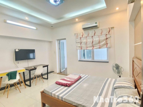Căn hộ tách bếp quận 8, Full nội thất, UEH giáp Q5