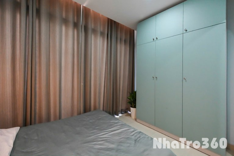 Cho thuê căn hộ Studio Ban công Q1 gần công viên Lê Văn Tám, chợ Tân Định, nhà thờ Tân Định