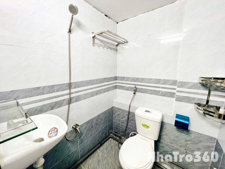 CHO THUÊ CĂN HỘ STUDIO CÓ CỬA SỔ LỚN