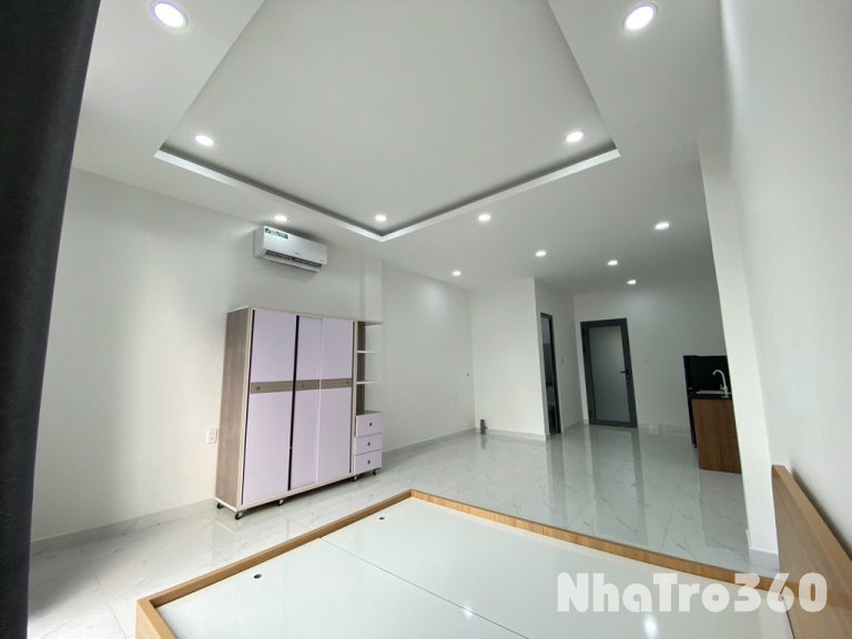 CÒN TRỐNG 2 STUIDO SIU RỘNG ĐỐI DIỆN AEON TÂN PHÚ