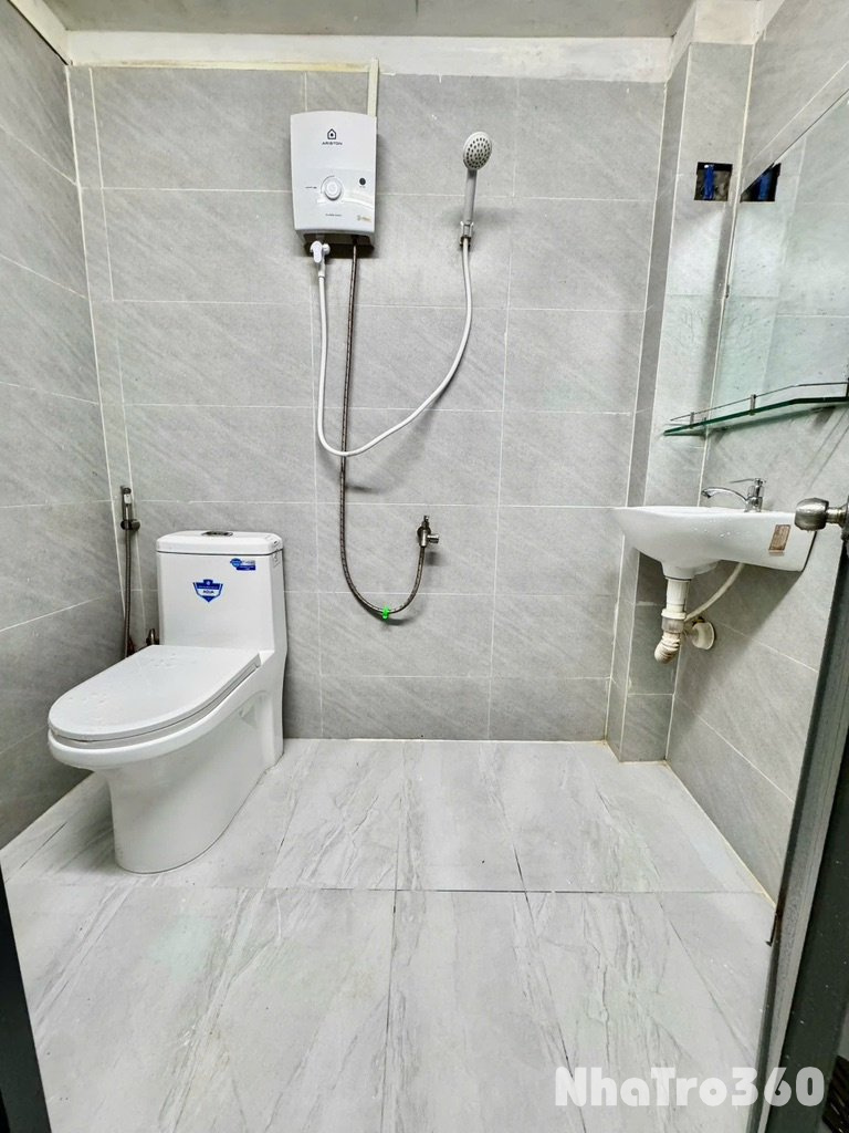 Cho thuê căn duplex full nội thất quận 1 gần ĐH SP