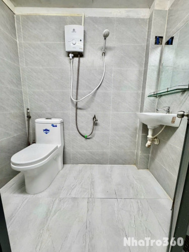 Cho thuê căn duplex full nội thất quận 1 gần ĐH SP