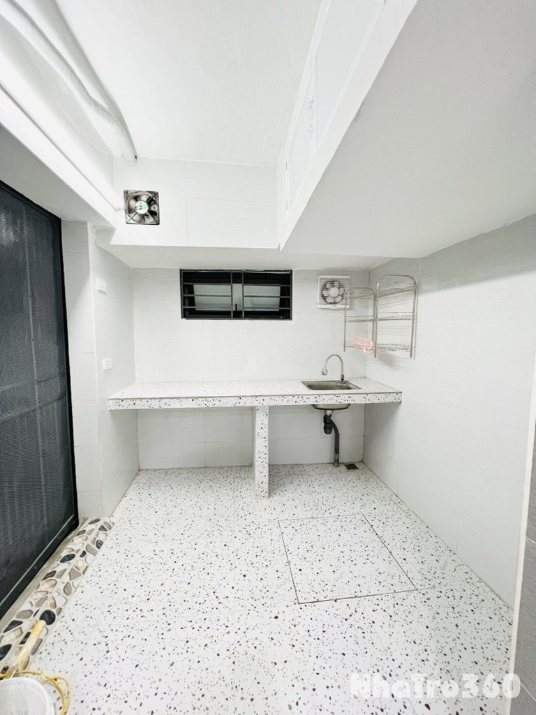 Cho thuê căn hộ tập thể tầng 1