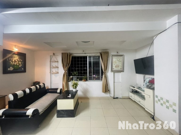 Tìm người ở ghép chung cư Miếu Nổi