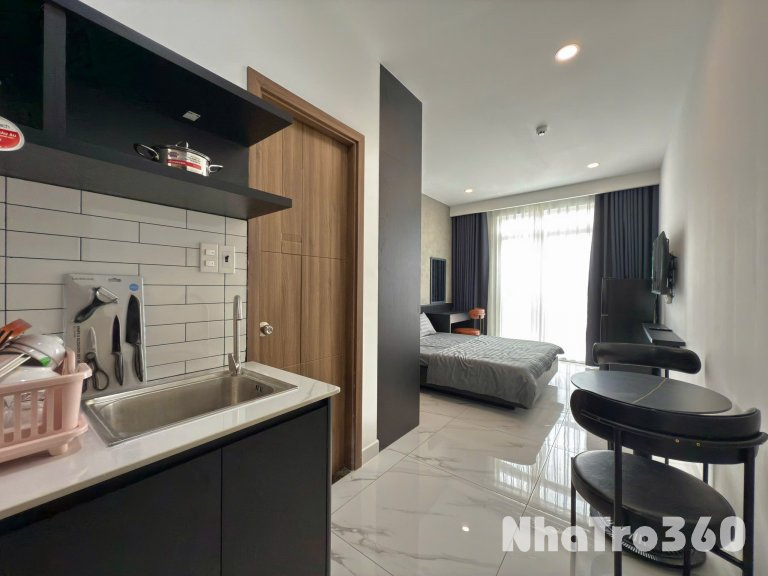 Cho thuê căn hộ Studio Ban công đón gió MỚI Q1 gần chợ Tân Định, nhà thờ Tân Định, công viên Lê Văn Tám