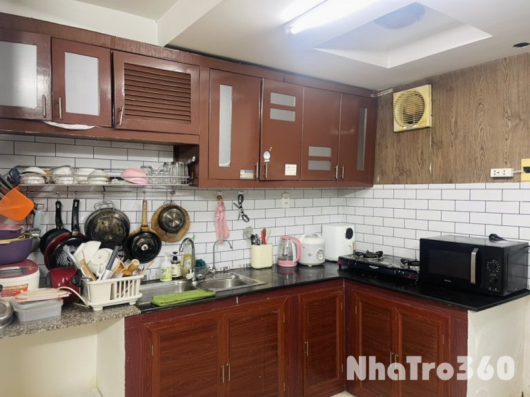 Tìm người ở ghép chung cư Miếu Nổi