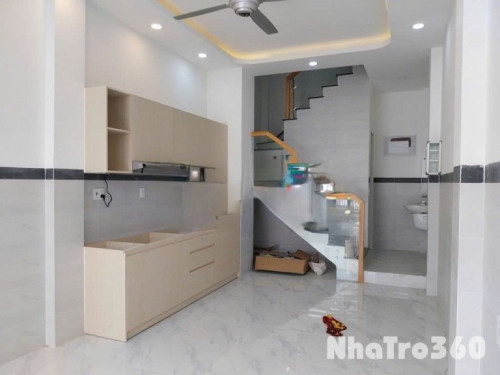 Nhà Nguyên Căn Nguyễn Xí Bình Thạnh gần Emart ,