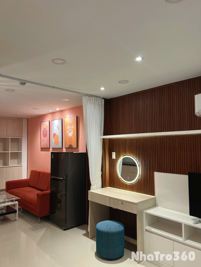 Cho thuê căn hộ Studio Tách bếp, Cửa sổ Q1 gần chợ Bến Thành, Bùi Viện, Bitexco, Takashimaya