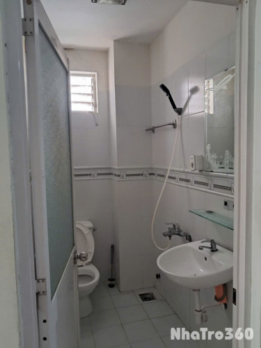CHO THUÊ PHÒNG LÊ VĂN SỸ, PHƯỜNG NHIÊU LỘC (P.12, Q.3 CŨ) GIÁ 4 TRIỆU 500.
