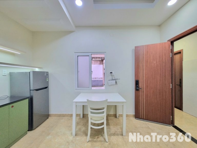 Cho thuê căn hộ full nội thất quận 4 gàn ĐH Luật