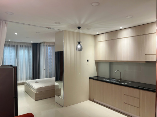 Cho thuê căn hộ Studio Tách bếp, Cửa sổ Q1 gần chợ Bến Thành, Bùi Viện, Bitexco, Takashimaya