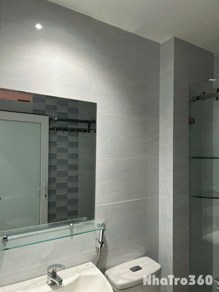 Cho thuê căn hộ Studio Tách bếp, Cửa sổ Q1 gần chợ Bến Thành, Bùi Viện, Bitexco, Takashimaya