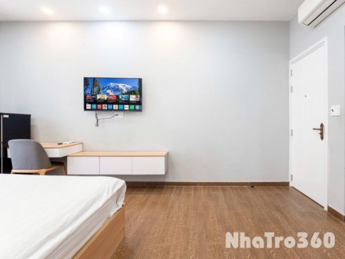 STUDIO BAN CÔNG FULL NT GẦN SÂN BAY TSN TÂN BÌNH