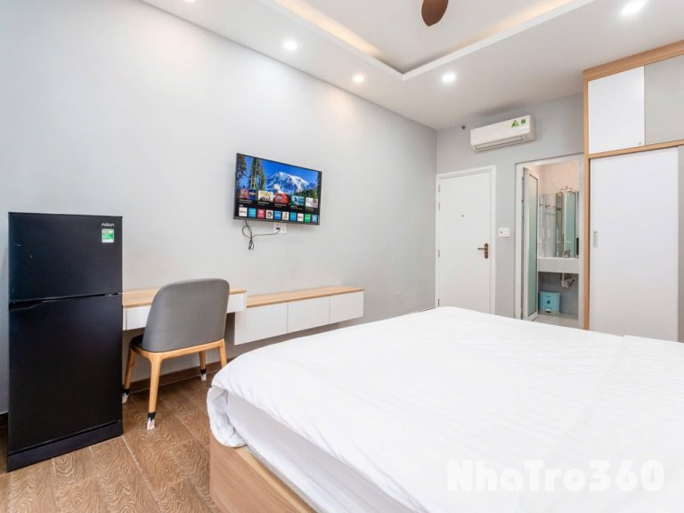 STUDIO BAN CÔNG FULL NT GẦN SÂN BAY TSN TÂN BÌNH